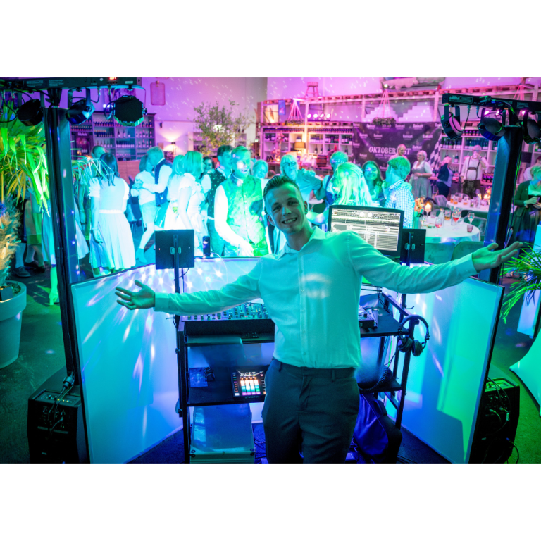 dj-baumi-auf-hochzeit-in-kiel.jpg